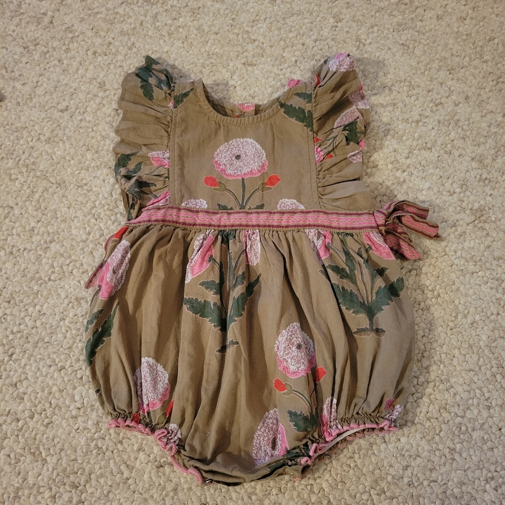 Pink chicken bubble 6-12 mo